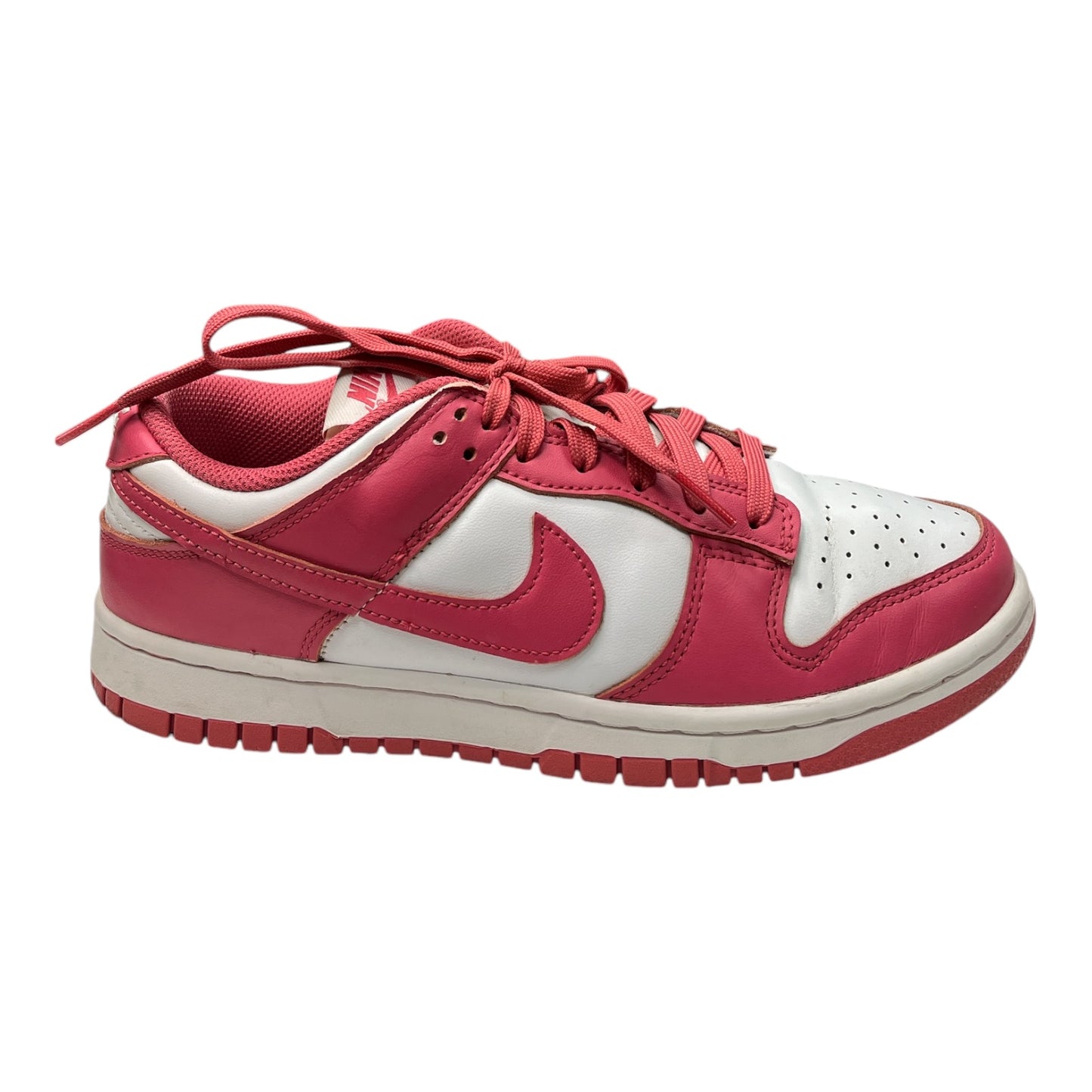 NIKE Dunk Low "White/Archeo Pink" - Moda Consignment