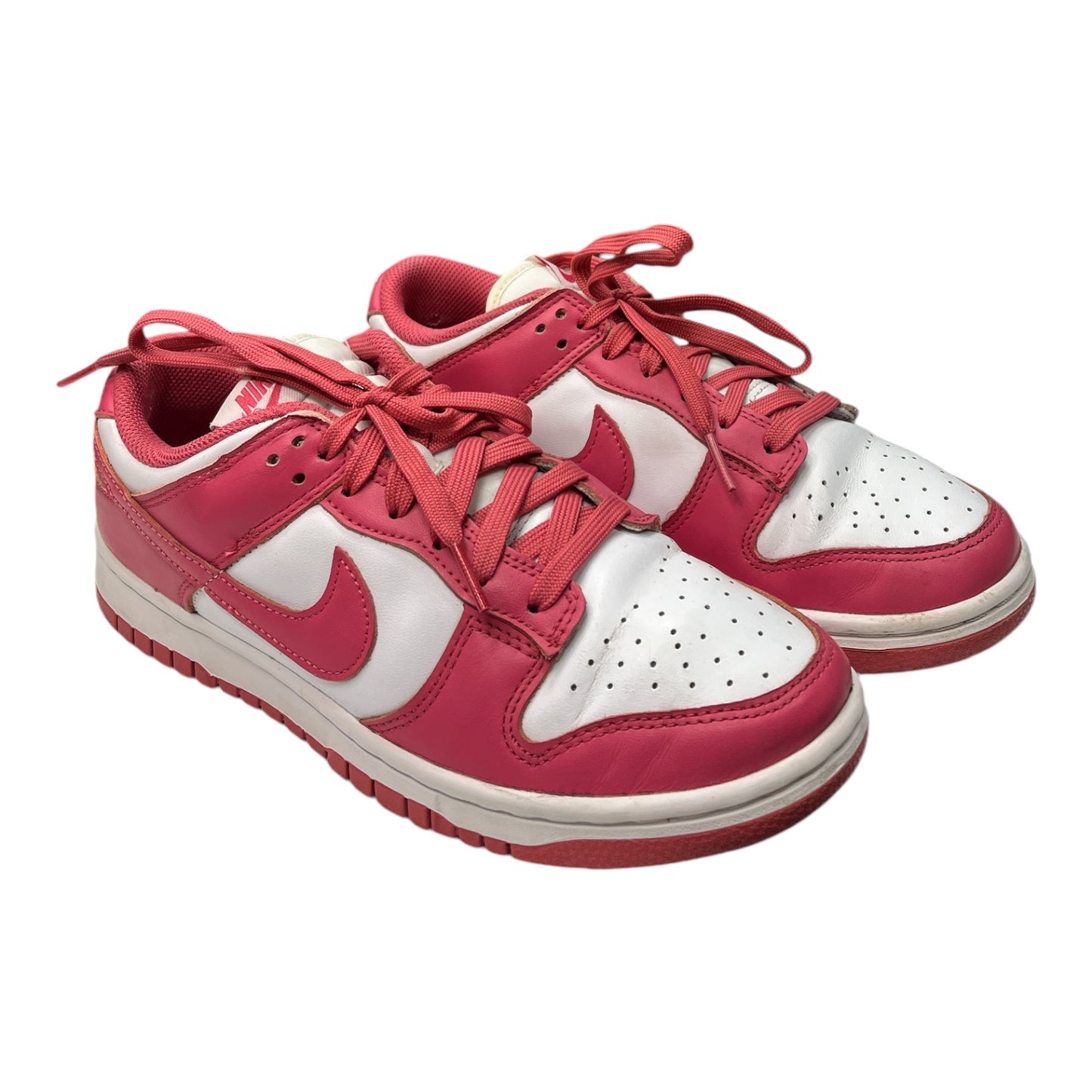 NIKE Dunk Low "White/Archeo Pink" - Moda Consignment