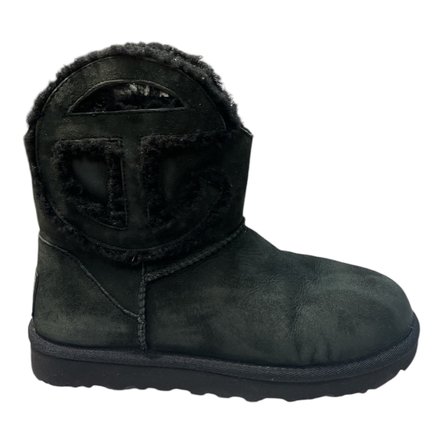 UGG X Telfar LOGO - Moda Consignment