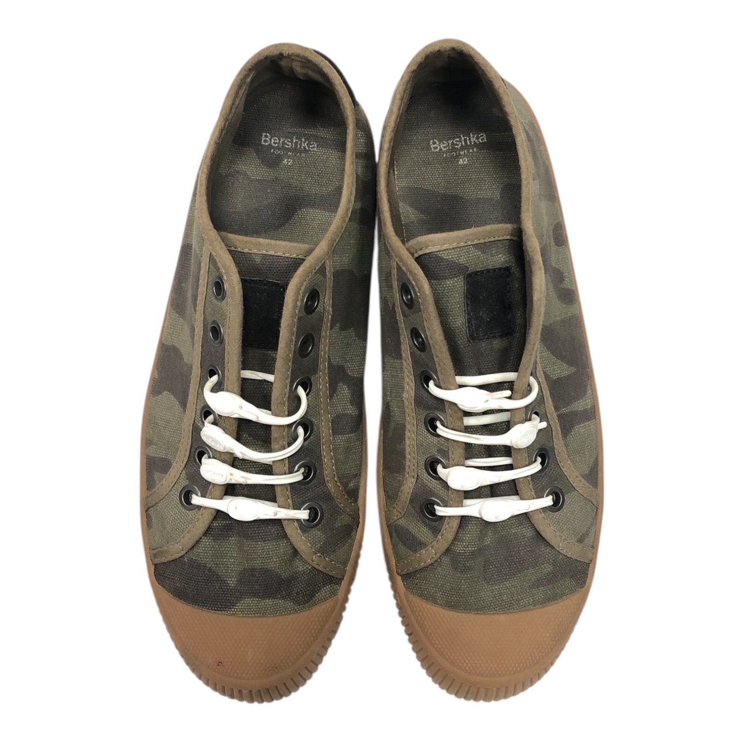 BERSHKA Low Top Camo Print Sneakers - Moda Consignment