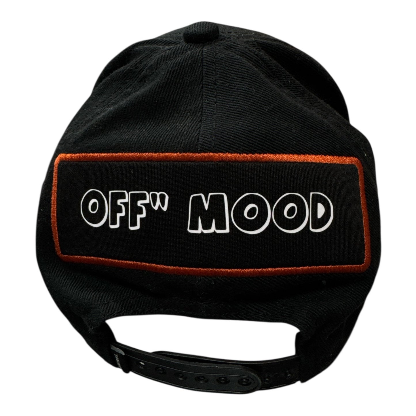 DIESEL BLACK CAP WITH EMBROIDERED LOGO AND RING DETAIL - Moda Consignment