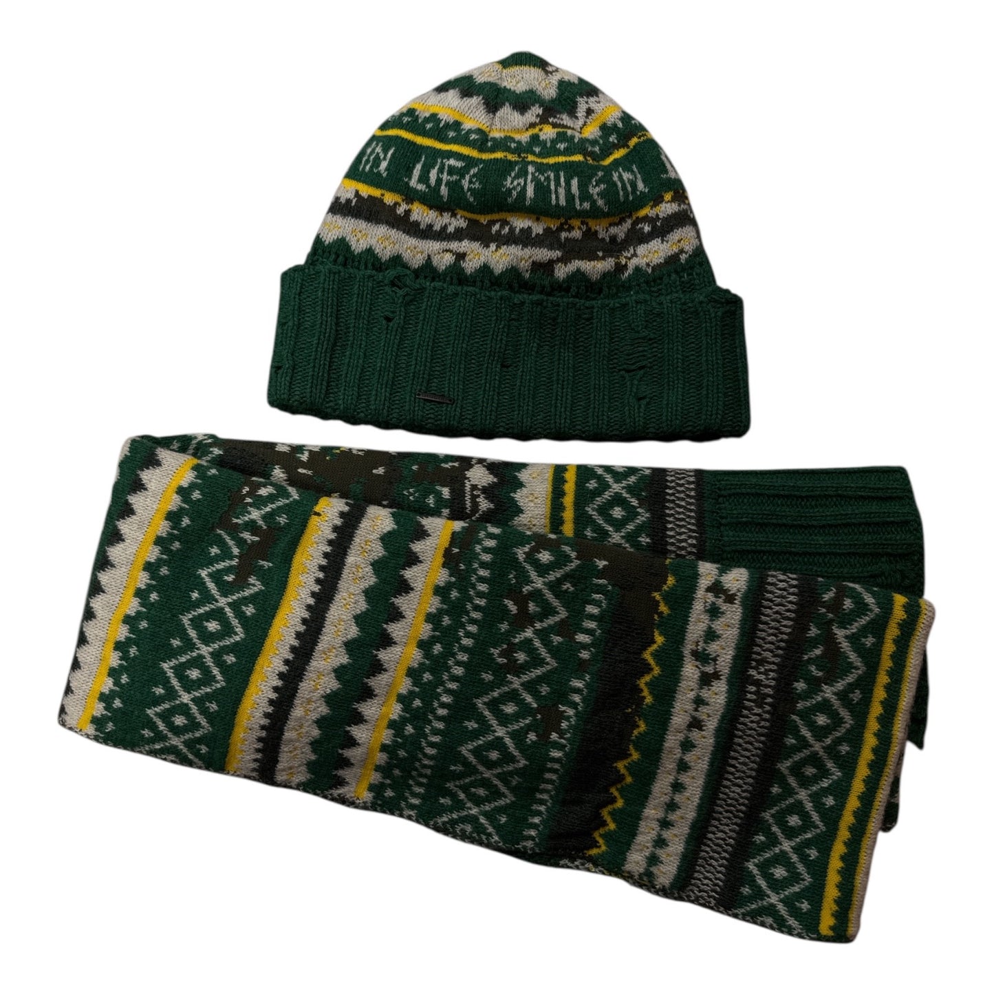 DIESEL KNIT BEANIE AND SCARF SET - Moda Consignment