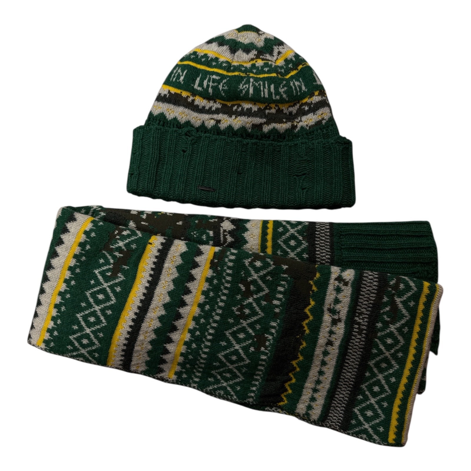 DIESEL KNIT BEANIE AND SCARF SET - Moda Consignment