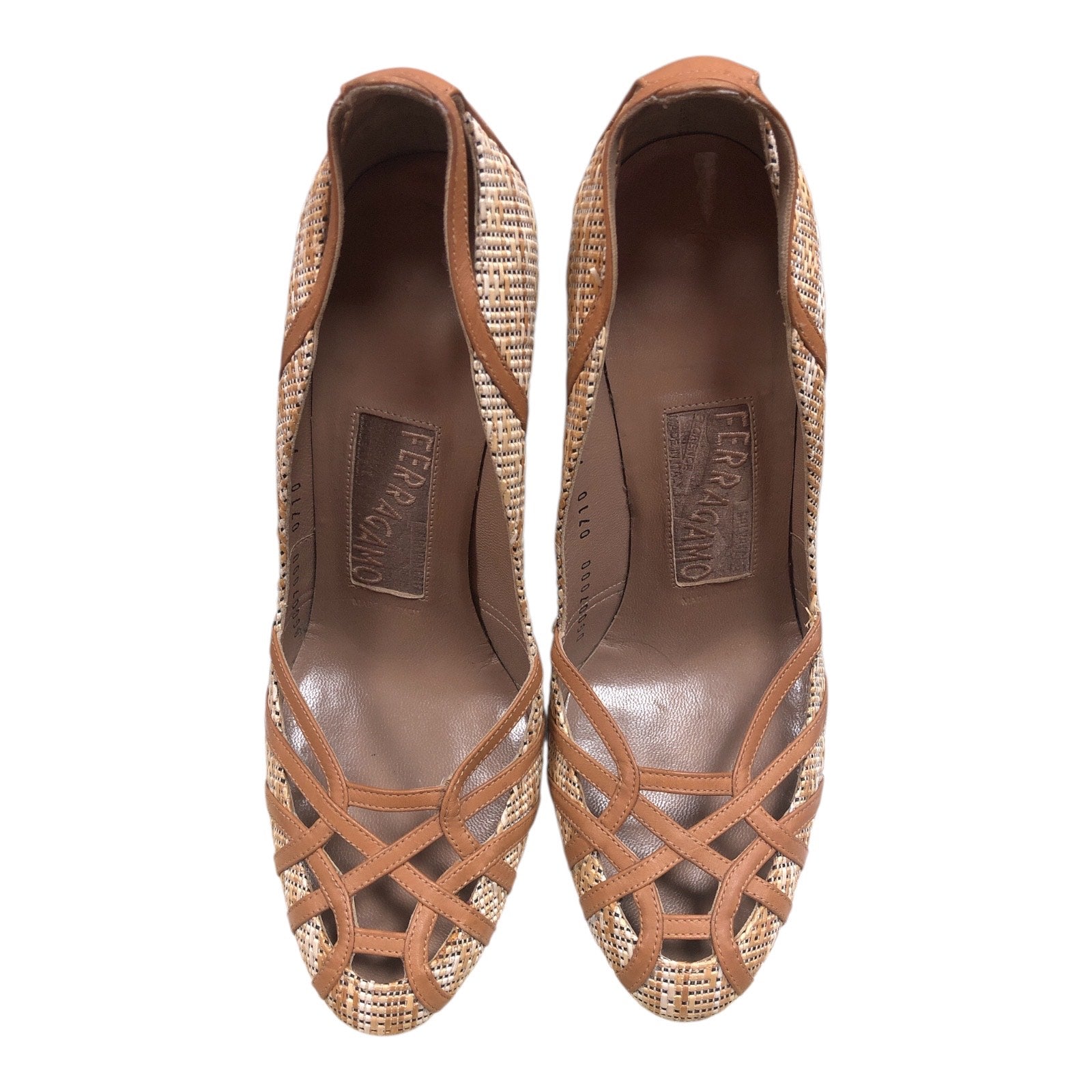 SALVATORE FERRAGAMO Beige Straw Heels - Moda Consignment